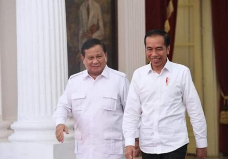 Menteri Pertahanan sekaligus presiden RI terpilih Prabowo Subianto bersama Presiden RI Joko Widodo. (Dok. setkab.go.id)