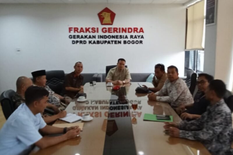 Pengurus Relawan Bapers telah berkomitmen untuk mendukung dan mengawal untuk mensukseskan Rudy Susmanto sebagai Bupati Bogor. (Dok. Bapers.id)