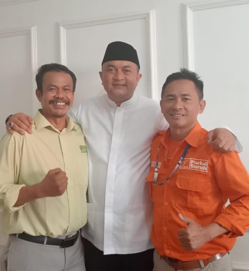Ketua DPC FSPKEP Bogor, Mujimin, yang juga menjabat sebagai Panglima KOPASKEP, secara resmi menyatakan dukungannya kepada Rudy Sumanto dalam Pilkada Kabupaten Bogor.
